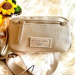 New adjustable strap Beige Fanny pack